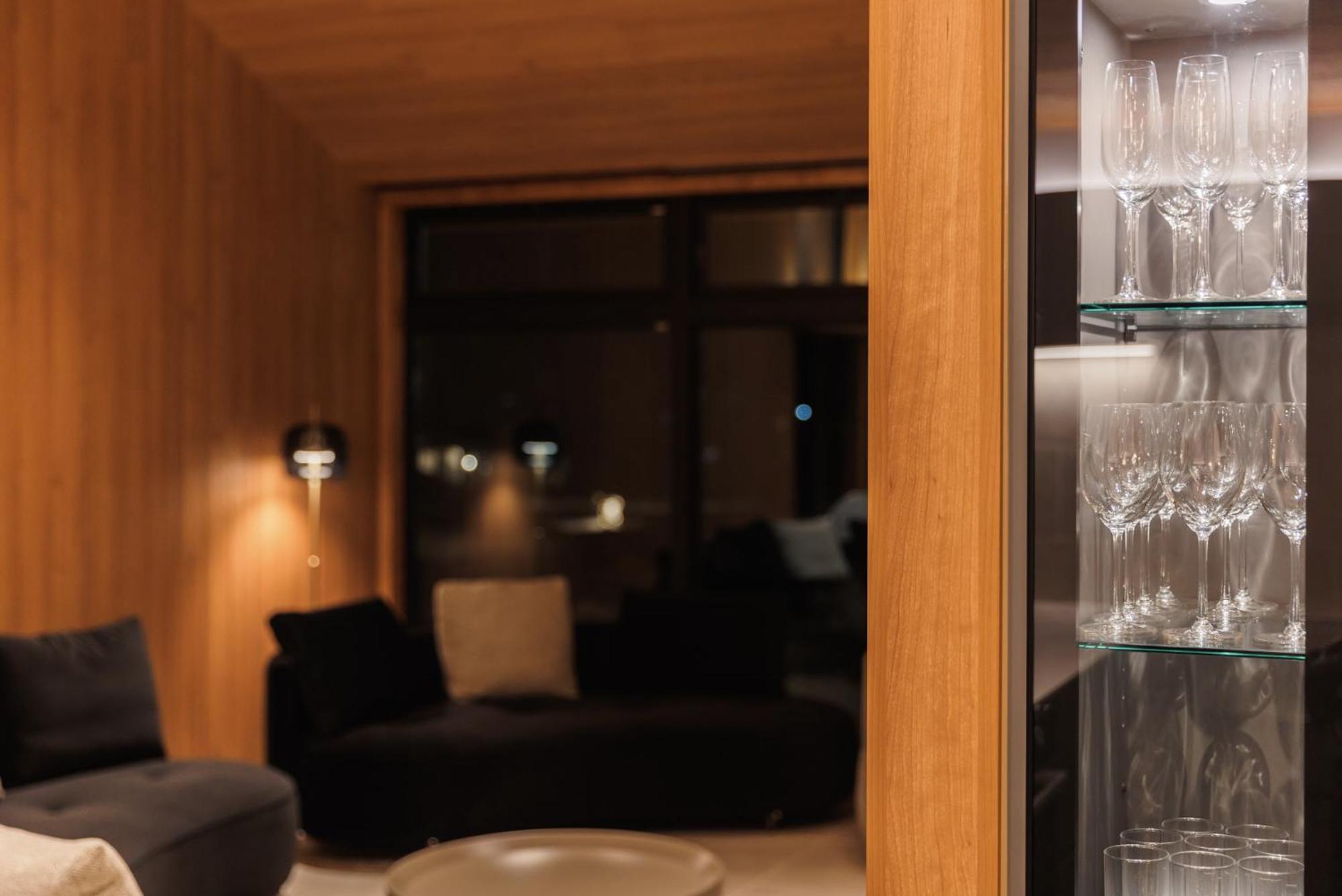 Hakuba Amber Resort Bagian luar foto